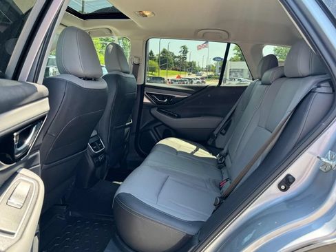 Used 2022 Subaru Outback Limited AWD/4WD image 10