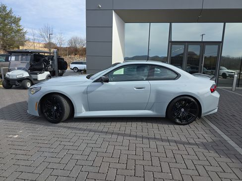 Used 2023 BMW M2 w/ Lighting Package image 8