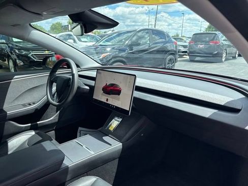 Used 2024 Tesla Model 3 Standard Range RWD image 18
