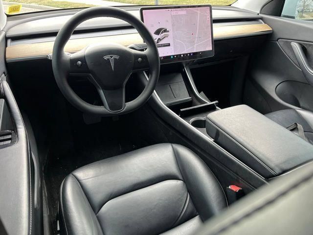 Used 2020 Tesla Model Y Long Range AWD/4WD image 27