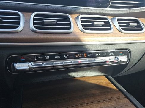 Certified 2025 Mercedes-Benz GLE 350 4MATIC image 23