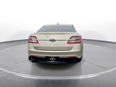Used 2017 Ford Taurus SE FWD image 7