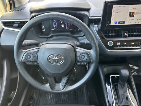 Used 2026 Toyota Corolla LE FWD image 11