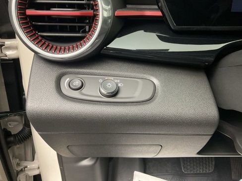 New 2026 Chevrolet Trax RS image 13