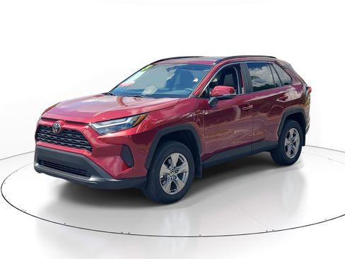 Certified 2025 Toyota RAV4 XLE w/ Convenience Package FWD image 3