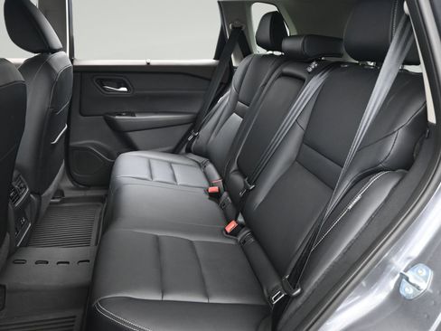 Certified 2023 Nissan Rogue SL w/ SL Premium Package FWD image 11