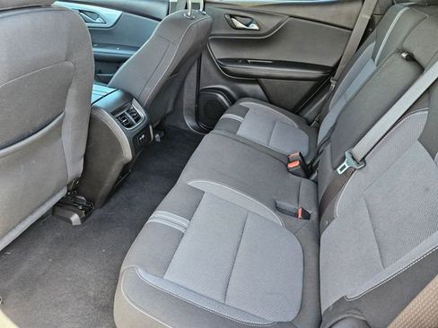 Used 2025 Chevrolet Blazer LT AWD/4WD image 13
