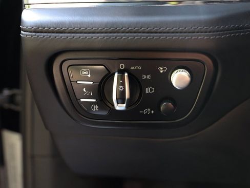 Used 2023 Bentley Bentayga Speed image 46