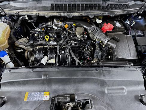 Used 2020 Ford Edge SE image 39