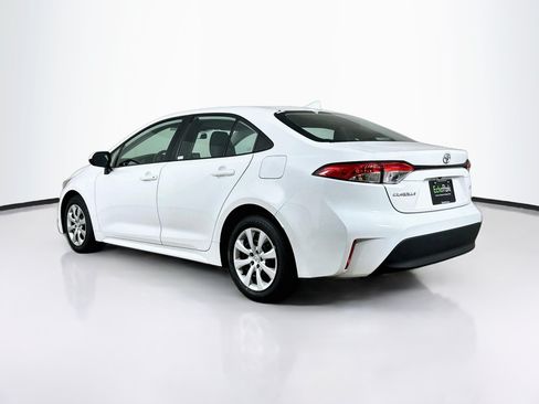 Used 2024 Toyota Corolla LE FWD image 5