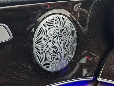 Used 2018 Mercedes-Benz E 400 4MATIC Sedan image 15