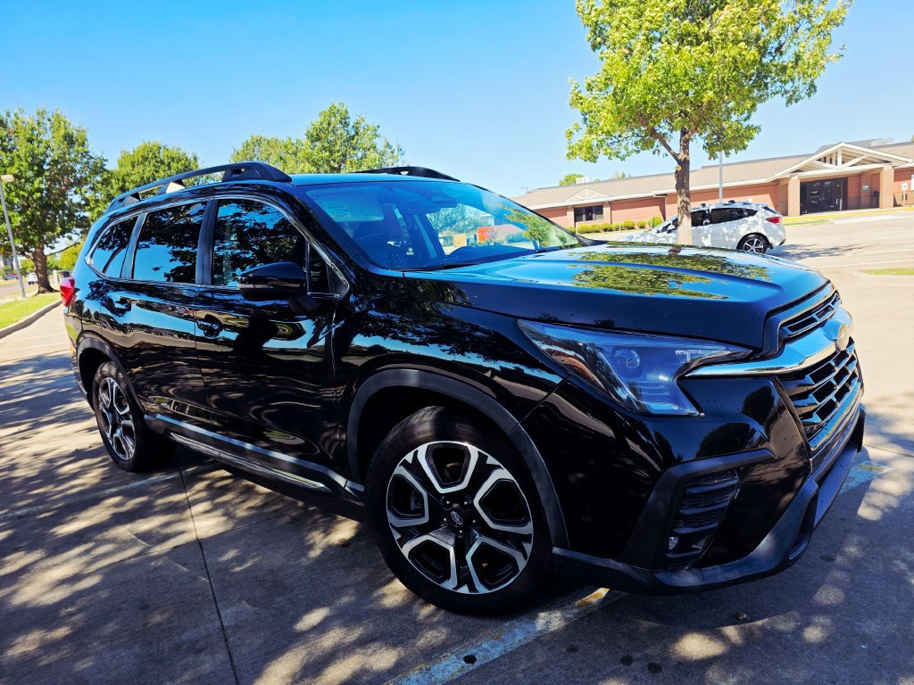 Used 2023 Subaru Ascent Limited AWD/4WD image 8