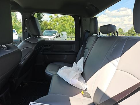 New 2024 RAM 2500 Tradesman image 31