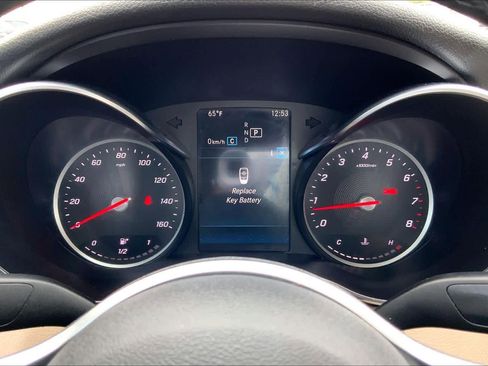 Used 2019 Mercedes-Benz C 300 Sedan image 25