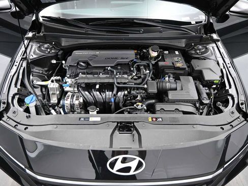 New 2026 Hyundai Elantra Sport FWD image 22
