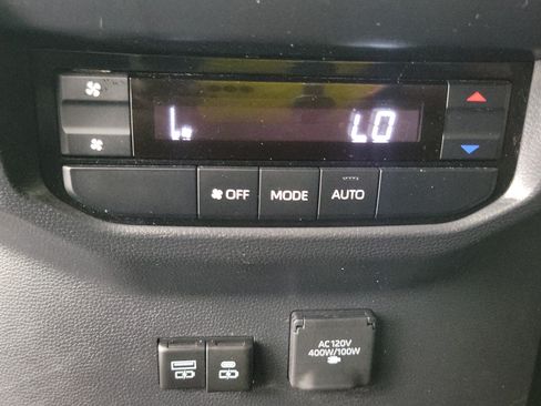 Used 2024 Toyota Sequoia SR5 w/ SR5 Premium Package AWD/4WD image 15
