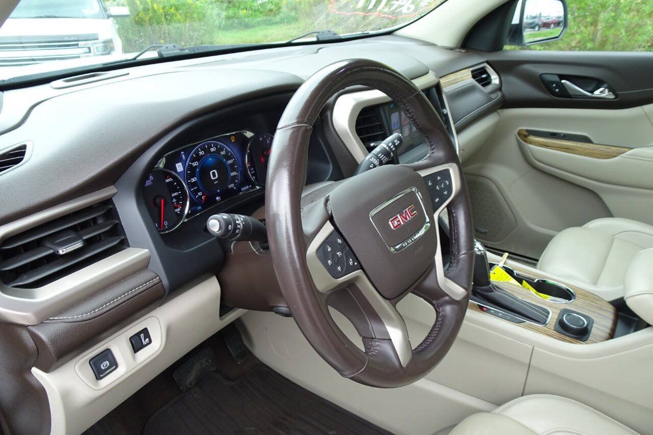 Used 2019 GMC Acadia Denali w/ Technology Package AWD/4WD image 16