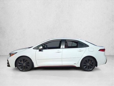 Used 2023 Toyota Corolla SE AWD/4WD image 8