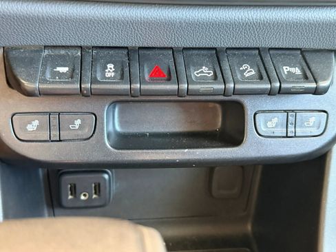 Used 2019 Chevrolet Colorado Z71 RWD image 20