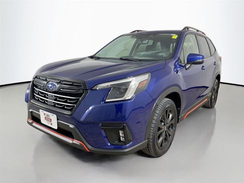 Used 2023 Subaru Forester Sport image 3