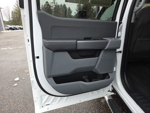 Used 2023 Ford F150 XLT w/ Trailer Tow Package image 41