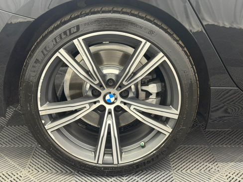 Used 2021 BMW 330i xDrive Sedan w/ Premium Package AWD/4WD image 38