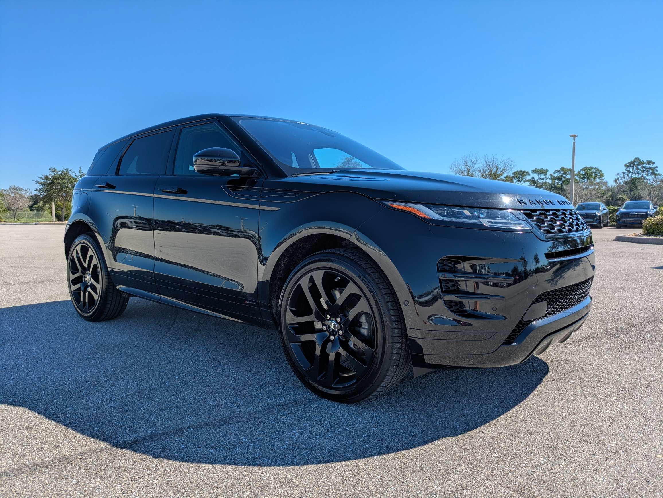 Used 2020 Land Rover Range Rover Evoque R-Dynamic SE AWD/4WD image 2