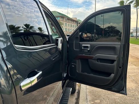 Used 2018 GMC Sierra 1500 SLT w/ SLT Premium Package image 14