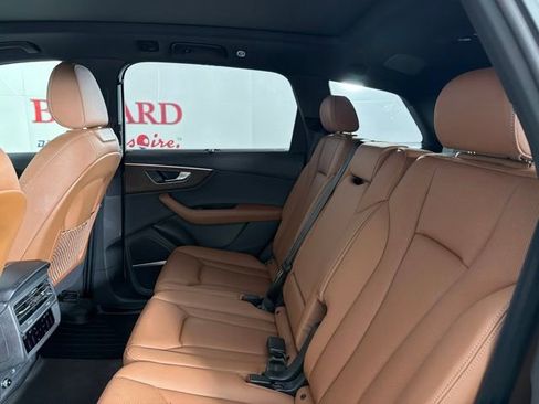 Used 2025 Audi Q7 3.0T Premium Plus AWD/4WD image 13