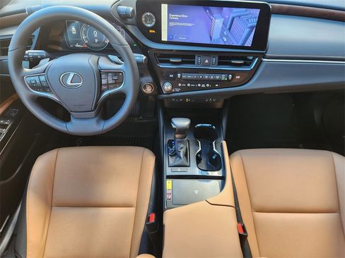Certified 2023 Lexus ES 350 w/ Premium Package image 26