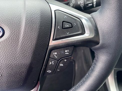 Used 2024 Ford Edge SEL w/ Convenience Package image 16