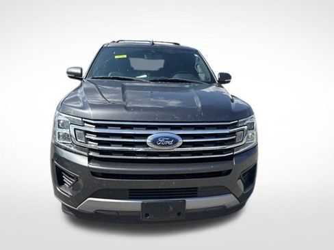 Used 2020 Ford Expedition XLT w/ Equipment Group 202A RWD image 8