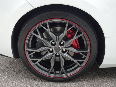 Used 2023 Chevrolet Corvette Stingray Premium Conv RWD image 11