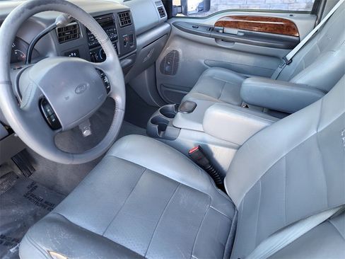 Used 2002 Ford F250 XL image 12