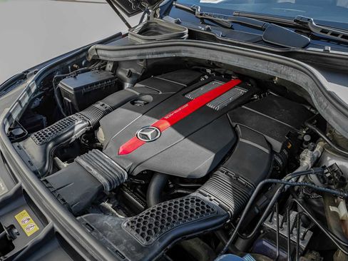 Used 2019 Mercedes-Benz GLE 43 AMG AMG GLE 43 image 56