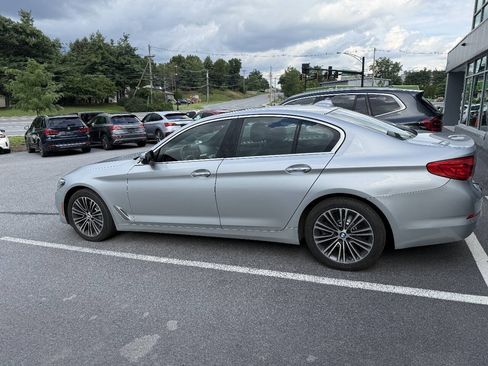 Used 2018 BMW 530i xDrive AWD/4WD image 9