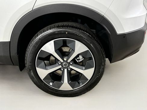 Used 2026 Volvo XC40 B5 Plus w/ Protection Package Premier AWD/4WD image 24