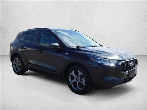 Used 2025 Ford Escape ST-Line FWD image 6