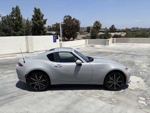 Used 2026 MAZDA MX-5 Miata RF Grand Touring RWD image 39