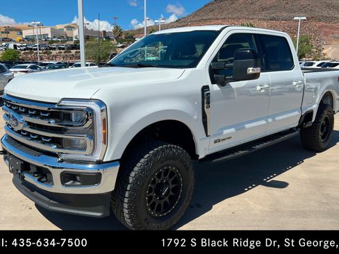 Used 2026 Ford F250 Lariat w/ FX4 Off-Road Package AWD/4WD image 1