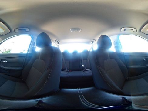 Used 2025 Nissan Sentra SV FWD image 41
