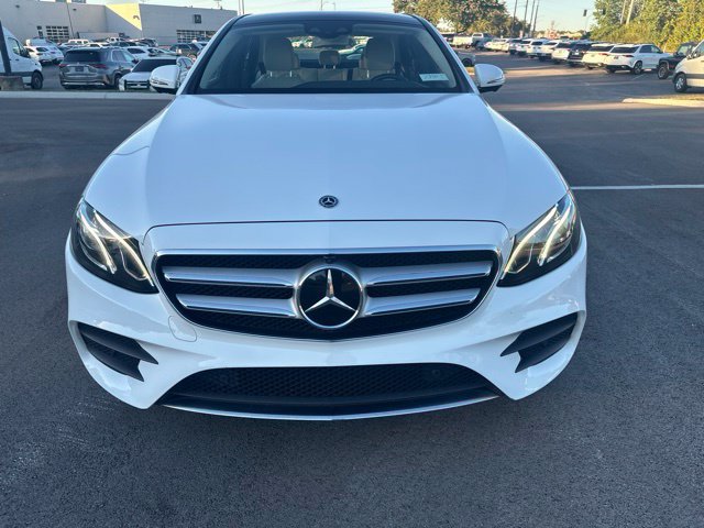 Used 2020 Mercedes-Benz E 350 4MATIC Sedan image 2