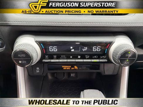 Used 2019 Toyota RAV4 XLE Premium AWD/4WD image 14