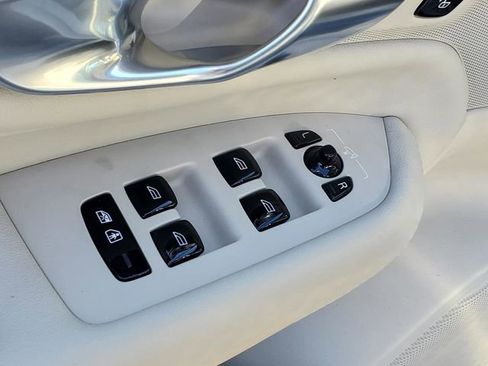 New 2026 Volvo XC90 B6 Ultra w/ Protection Package AWD/4WD image 13