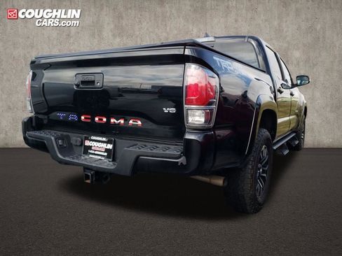 Used 2023 Toyota Tacoma TRD Sport image 5