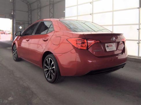Used 2019 Toyota Corolla SE FWD image 4
