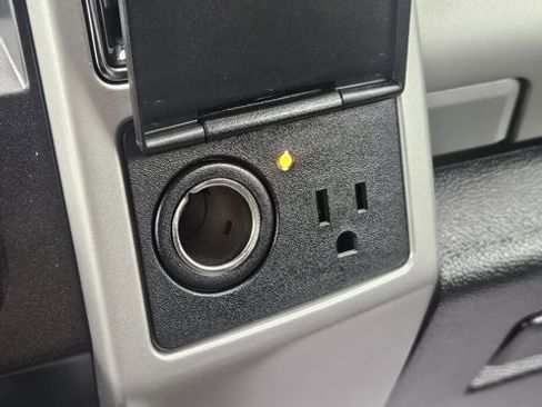 Used 2021 Ford F250 Lariat w/ Lariat Ultimate Package image 19