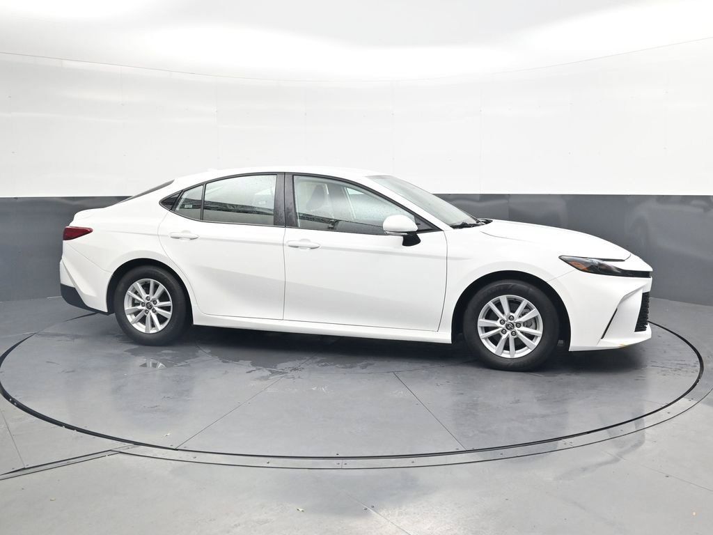 Used 2026 Toyota Camry LE FWD image 4