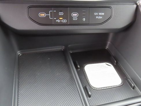 New 2026 Kia Carnival EX image 11