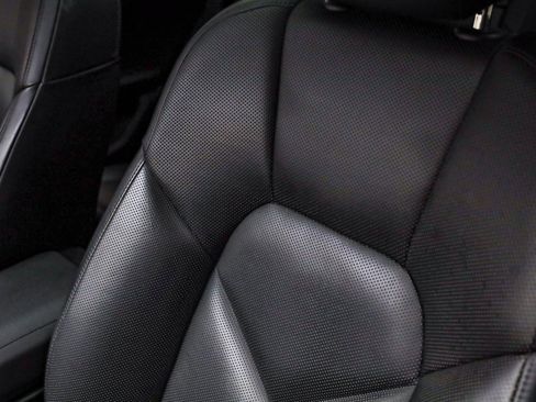 Used 2022 Porsche Macan S image 26